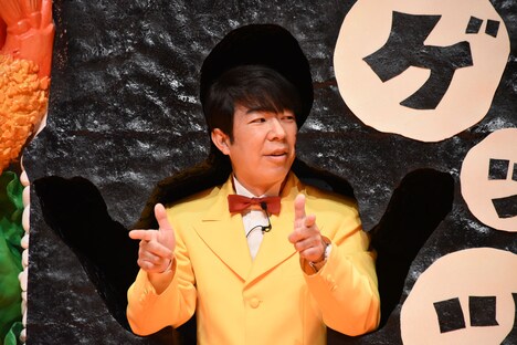 戸惑うダンディ坂野。