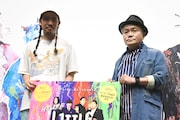 左から長久允、水道橋博士。