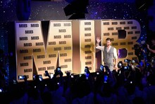 インドネシア・バリ島で行われた「メン・イン・ブラック：インターナショナル」ファンイベントに登壇したクリス・ヘムズワース。