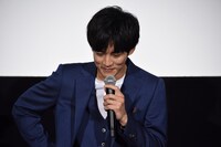 「日中、頭の中が異次元に行ってしまう」という悩みを相談され、回答に戸惑う松坂桃李。