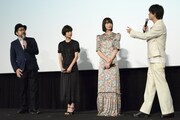 左から塩田明彦、門脇麦、小松菜奈、成田凌。