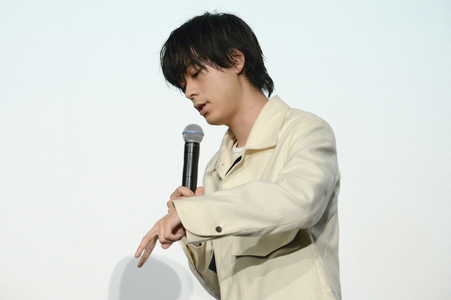 「テラスハウス」の三角関係を語る成田凌。