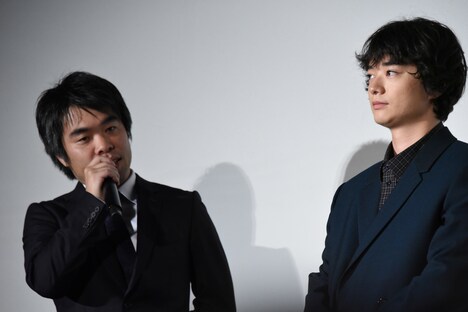 左から森義隆、染谷将太。