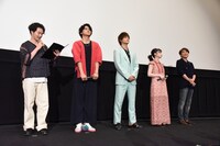 左から森永悠希、眞栄田郷敦、佐野勇斗、山田杏奈、橋本光二郎。