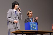 プレゼント抽選会の様子。