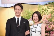 「エール」会見の様子。