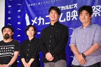 「『カラダカルピス』500 メカニズム映画祭」上映会の様子。