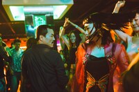 「帰れない二人」