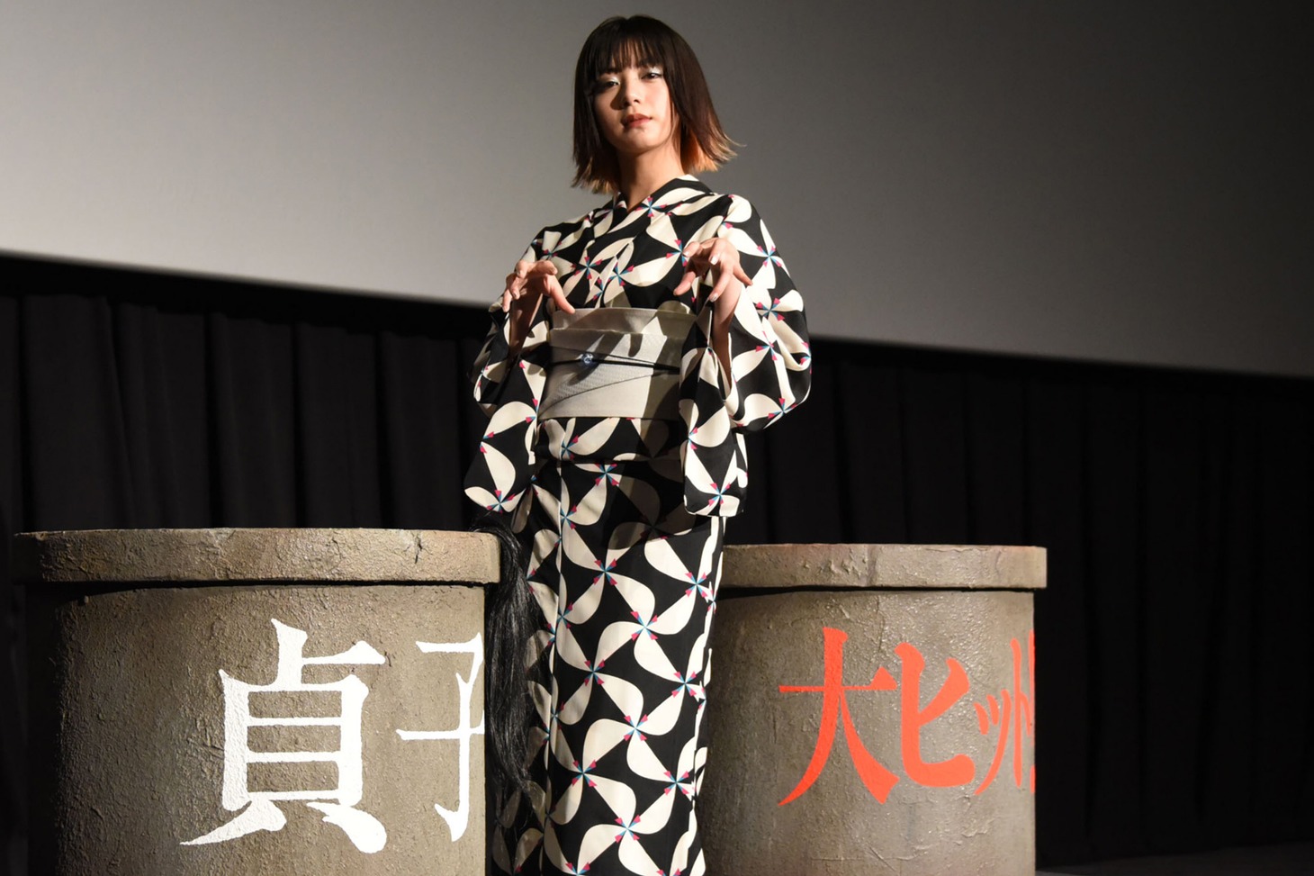 「貞子」大ヒット御礼舞台挨拶に登壇した池田エライザ。