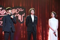 左から窪田正孝、藤原竜也、玉城ティナ。