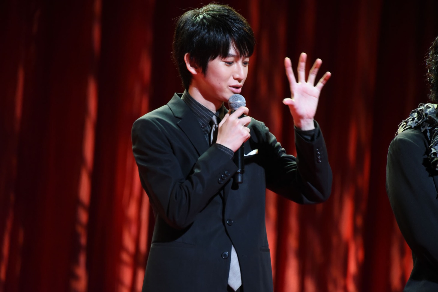 本郷奏多