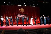 「一番ブッ飛んでいる人は？」という質問に答える登壇者たち。