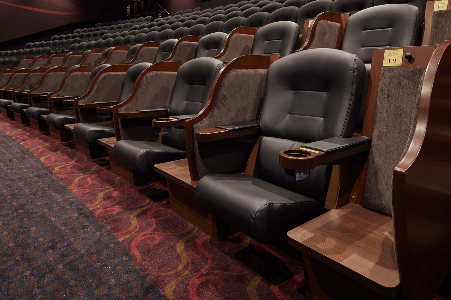 プレミアボックスシート