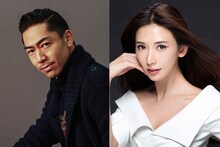 左からAKIRA、リン・チーリン。