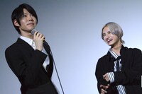 左から山崎大輝、とまん。