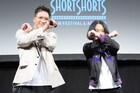 チーム万力「DEATH BIKE」上映、永野がSWAYの虜に「アルバム聴いてます」