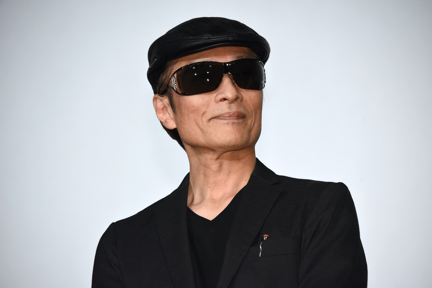 魔夜峰央