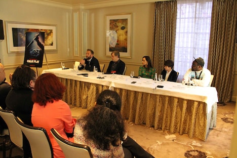 「チャイルド・プレイ」記者会見の様子。