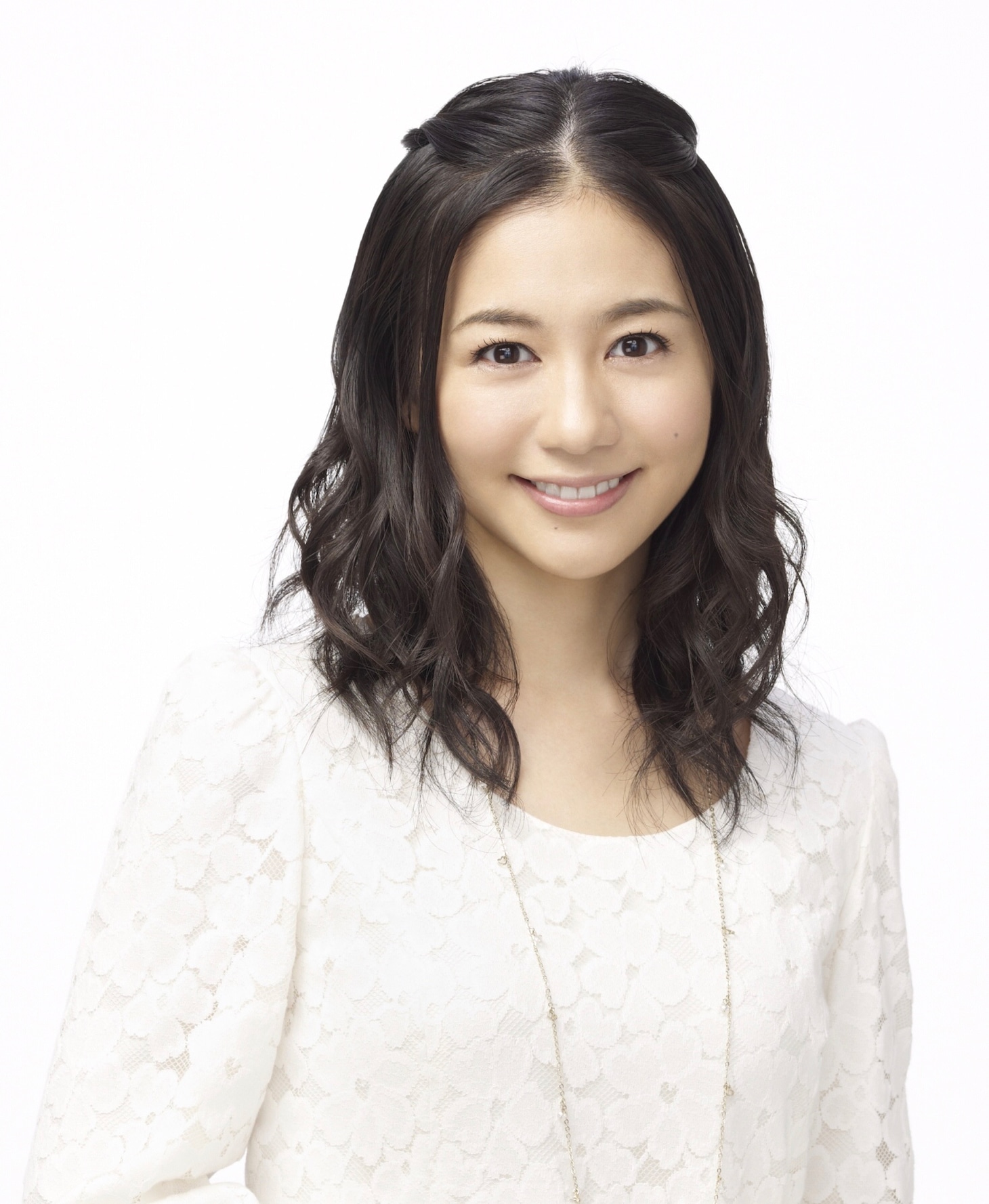 関根麻里