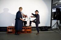 「凪待ち」完成報告試写会の様子。