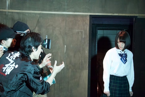 「残念なアイドルはゾンビメイクがよく似合う」 (c)STRAYDOG PROMOTION