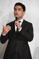 アディズ・ラジャボフ