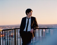 岡田健史ファースト写真集「鼓動」より。