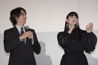 「女の機嫌の直し方」公開記念舞台挨拶の様子。