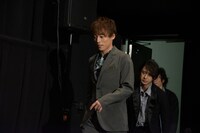 元木聖也（手前）