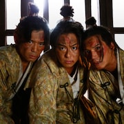 TAKAHIROが刀構えるシーンも、主演作「3人の信長」場面写真7点解禁