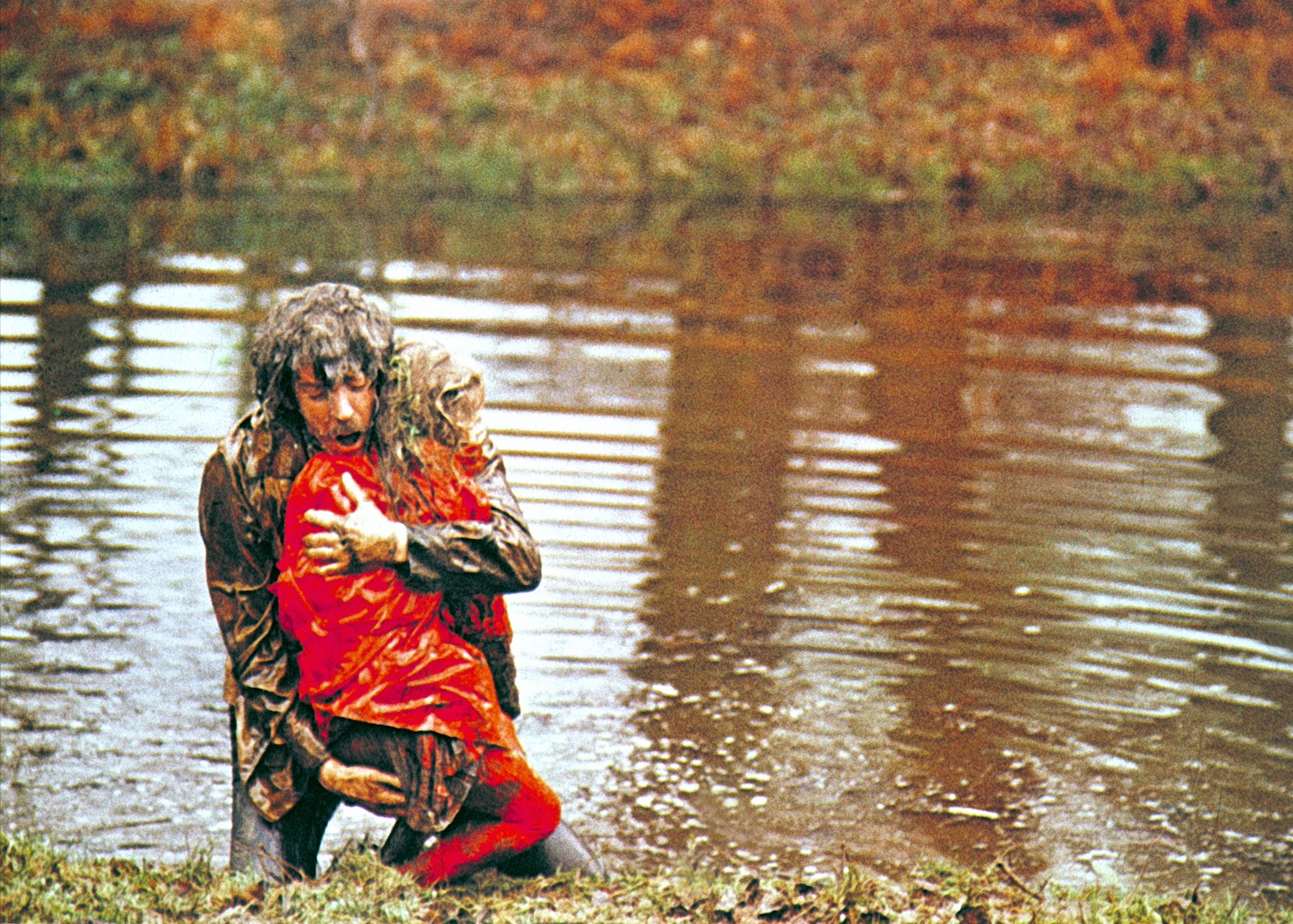 「赤い影」 (c)1973 NATIONAL FILM VENTURES. ALL RIGHTS RESERVED.