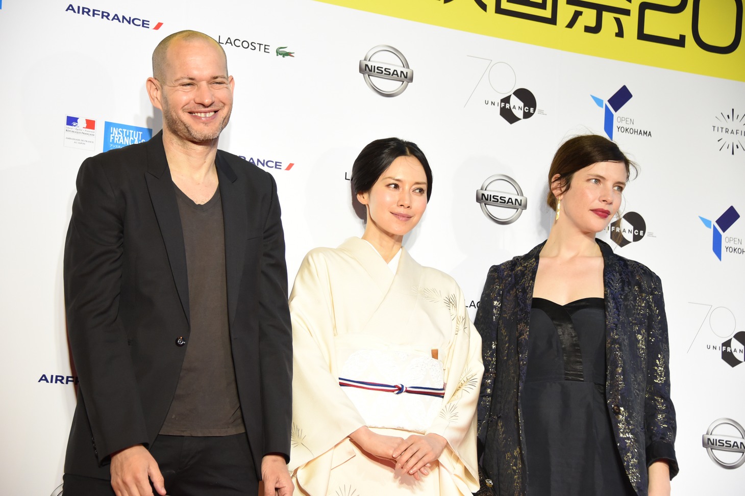 左からナダヴ・ラピド、中谷美紀、ジュディス・デイビス。