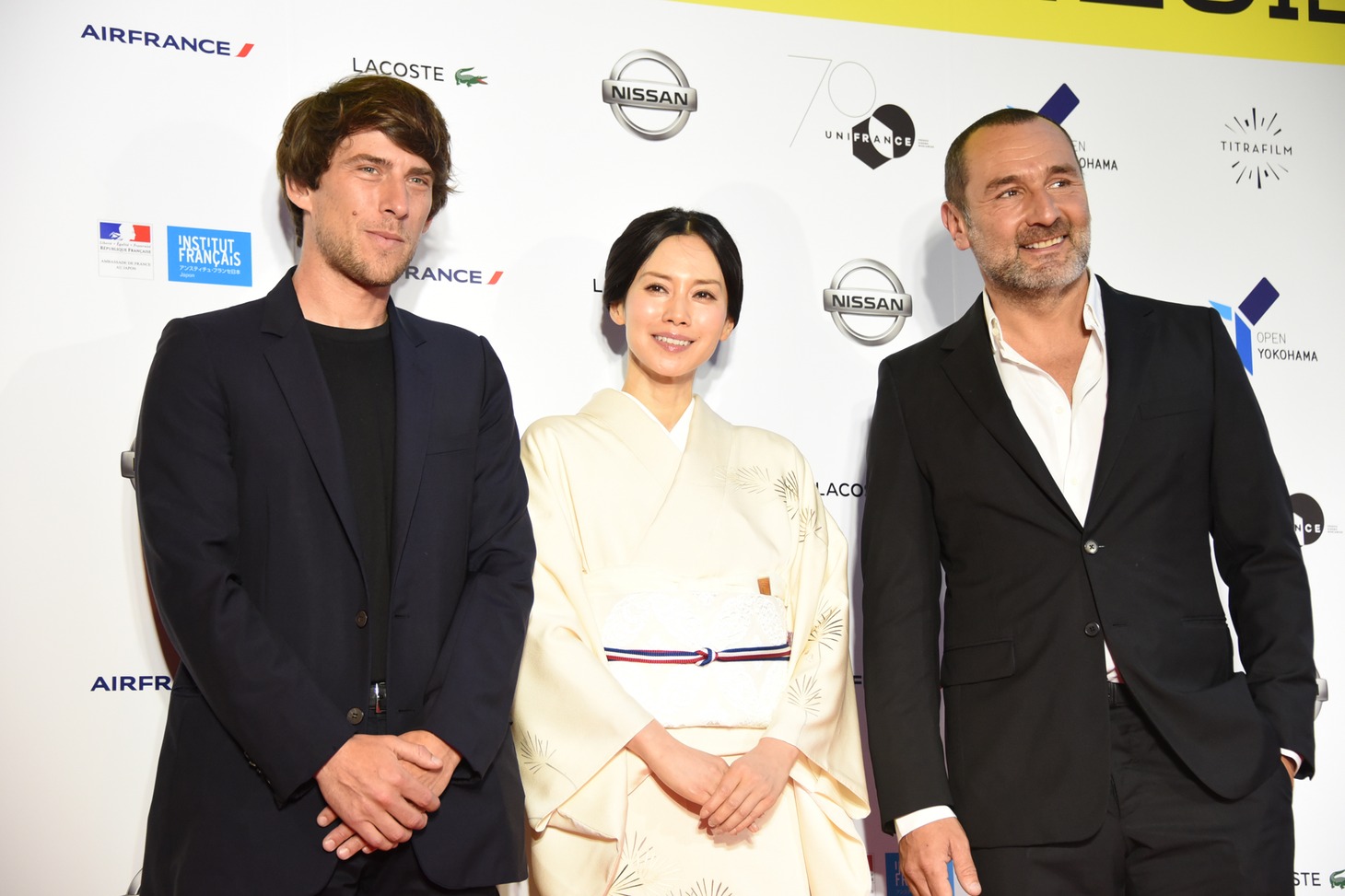 左からユーゴ・セリニャック、中谷美紀、ジル・ルルーシュ。
