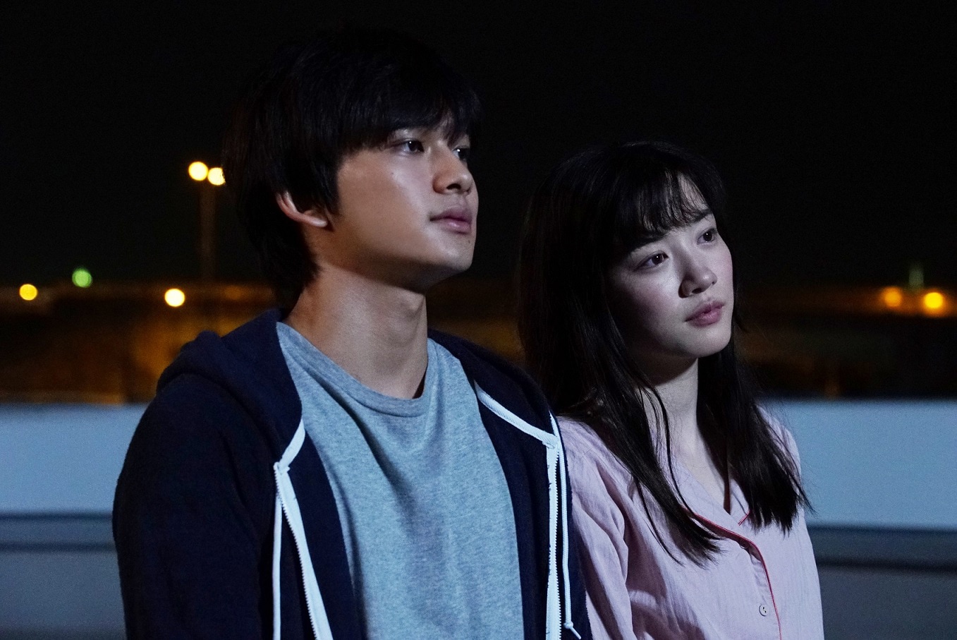 永野芽郁×北村匠海「君は月夜に光り輝く」ソフト発売、新撮