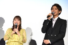 左から川栄李奈、片寄涼太。