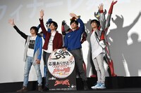「劇場版ウルトラマンR／B セレクト！絆のクリスタル」グランドフィナーレ舞台挨拶の様子。