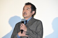 吉田鋼太郎