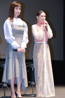 左から中村ゆり、倉科カナ。