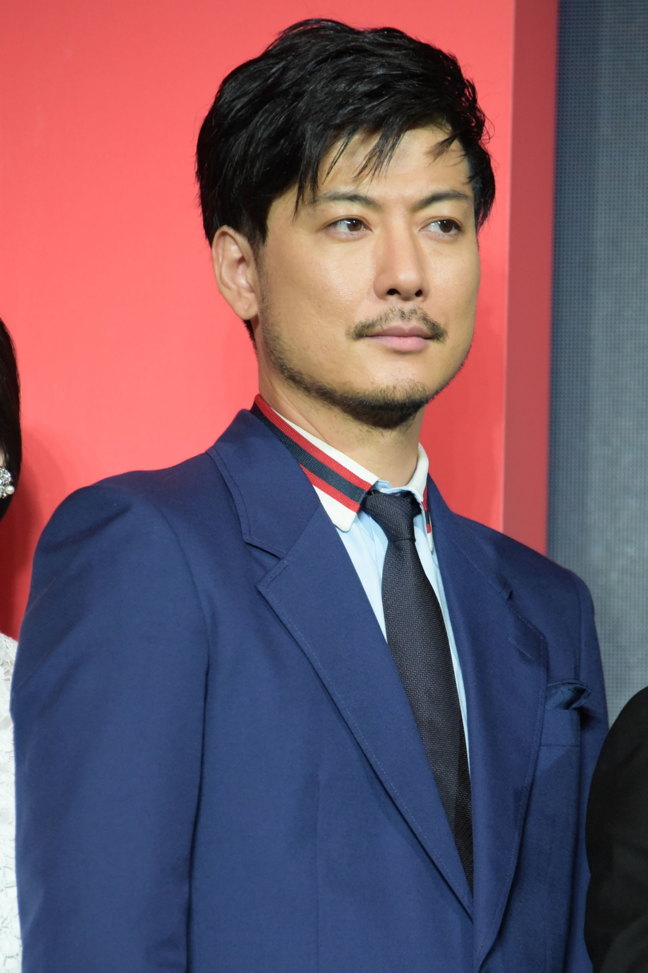 玉山鉄二