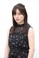 「拝み屋怪談II」より、久住小春演じる小橋美琴。