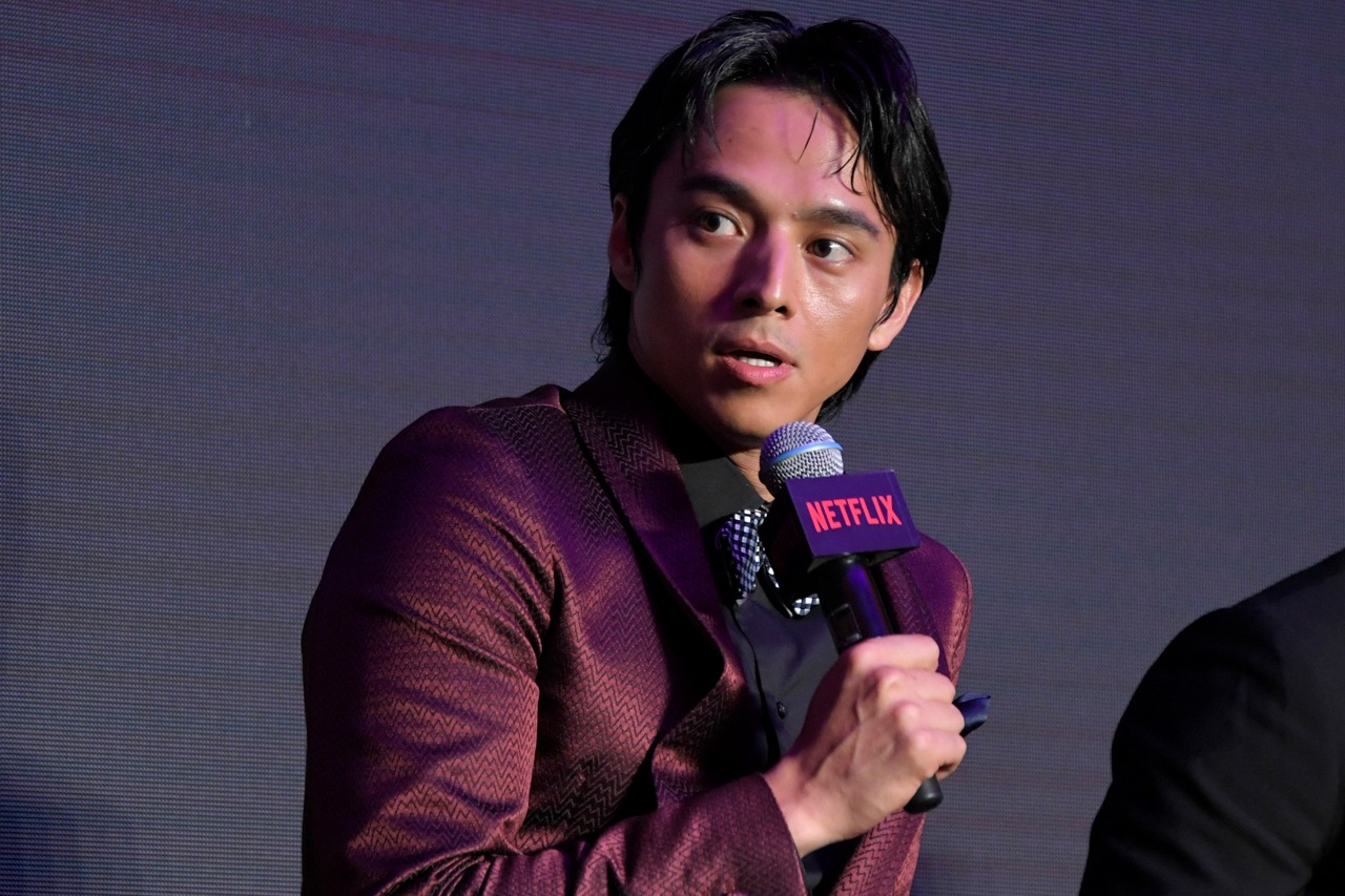 満島真之介