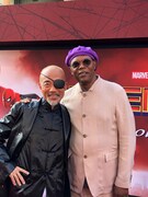 左から竹中直人、サミュエル・L・ジャクソン。