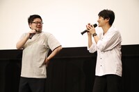 左から宇木敦哉、下野紘。