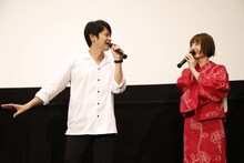 左から下野紘、花澤香菜。