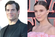 左からヘンリー・カヴィル、ミリー・ボビー・ブラウン。（写真提供：Sthanlee Mirador / Sipa USA / Newscom / ゼータ イメージ）