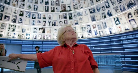 「おしえて!ドクター・ルース」新場面写真