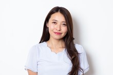 黒澤ゆりか演じる仁美。