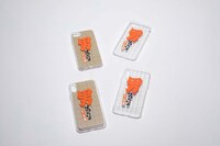 iPhoneケース（各税込3780円‬）