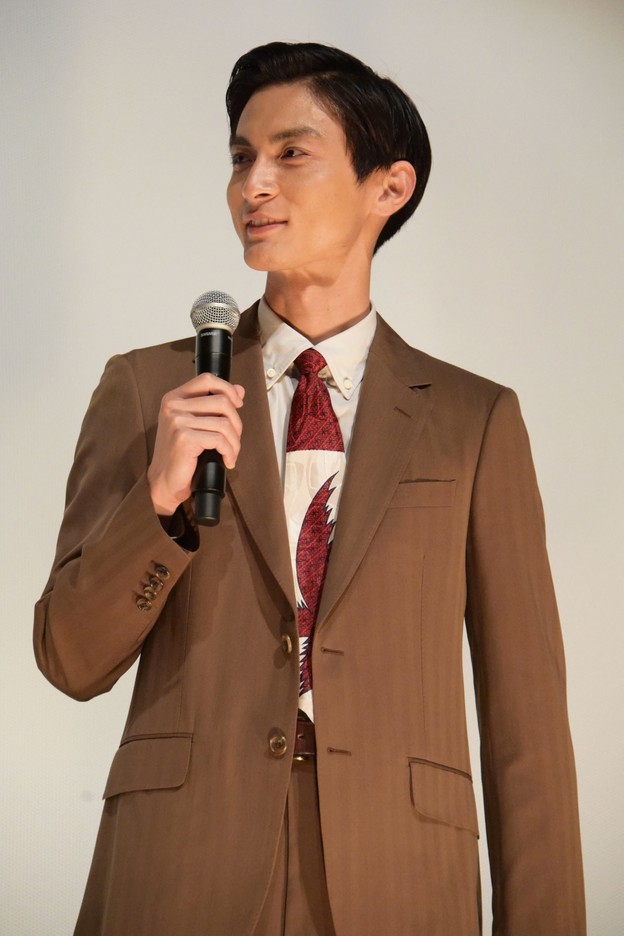 高良健吾