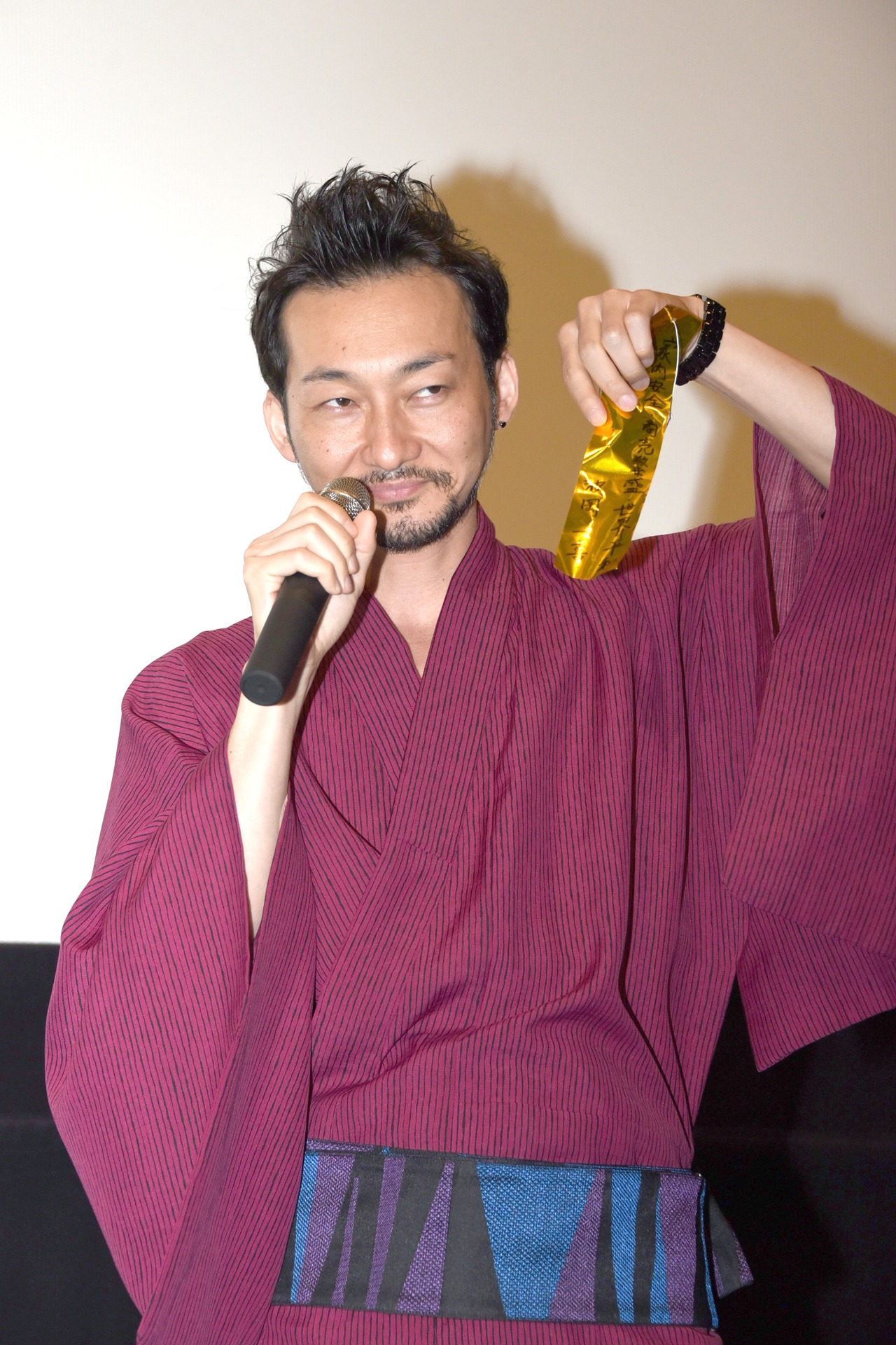 波岡一喜